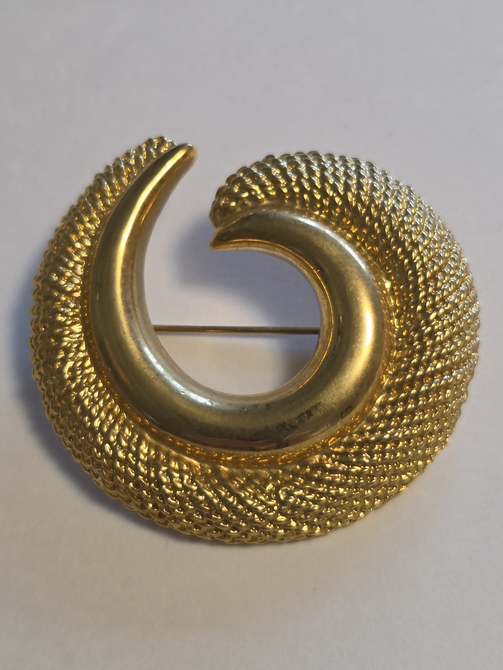 Vtg Napier Polished and Textured Gold-Tone Swirl Brooch